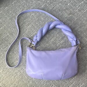 Lavendar Clare V Petite Moyen with Twisted Puff Top Handle